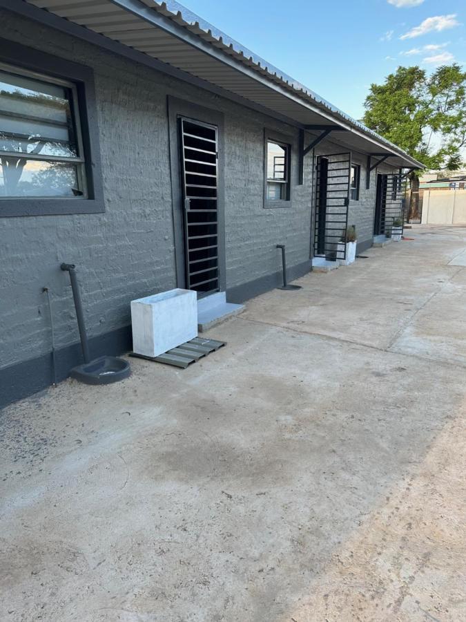 One Home Pretoria-Noord Exteriör bild